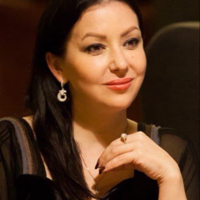 Елена Смирнова